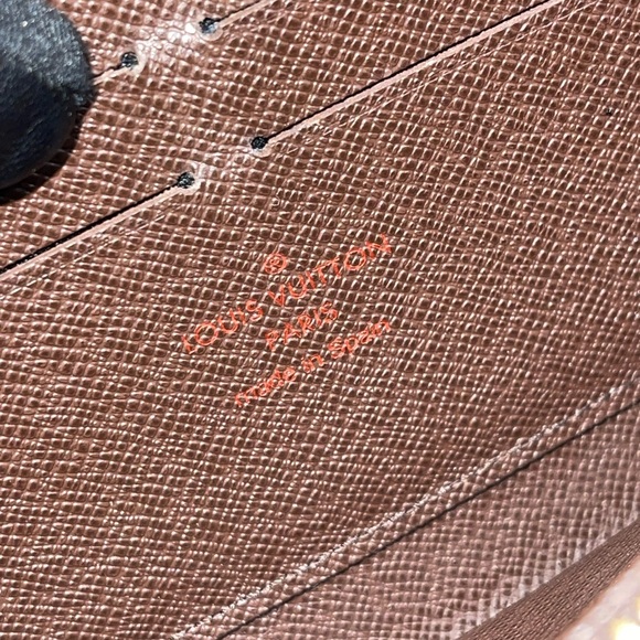 🌸Damier Ebene Zippy Zip Around Long Wallet - Picture 2 of 16